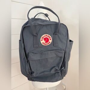 Fallraven Kanken 16L Backpack in graphite. NWOT.